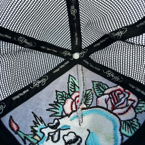 Ed Hardy Embroidered Skull Trucker Cap - Unisex - Picture 12 of 13